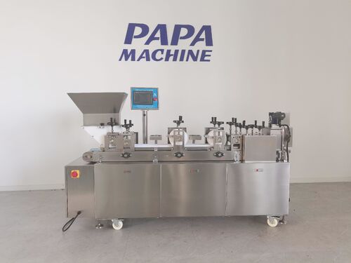 Une start-up australienne choisit la petite machine à barres de céréales P320 pour la production de barres de céréales après la boulangerie en Chine