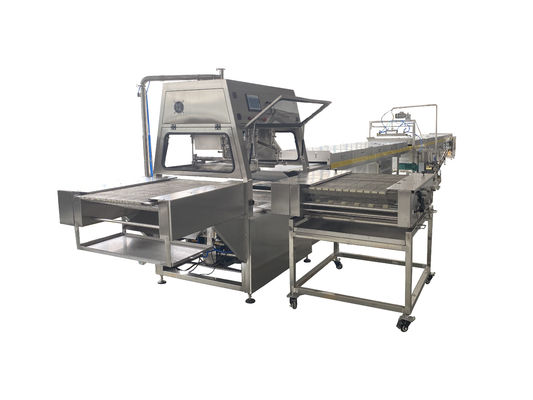 qualité 400 mm de largeur Chocolat Enrober Machine refroidissement par air avec 10m tunnel de refroidissement usine