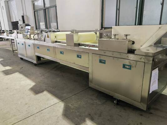 Bon prix Machine de production automatique de barres de céréales soufflées P401 150-300KG/H 380V en ligne