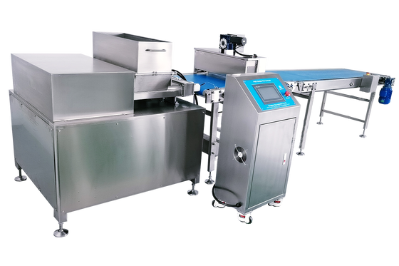 Bon prix Machine automatique de fabrication de bouchées au beurre de cacahuète P400 Ligne de coupe multiple haute vitesse En ligne